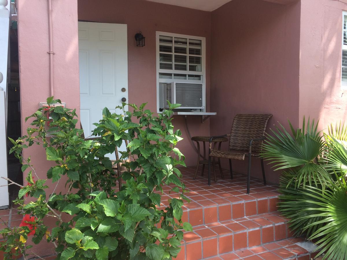 Courtney'S Place Historic Cottages & Inns Κι Γουέστ Εξωτερικό φωτογραφία